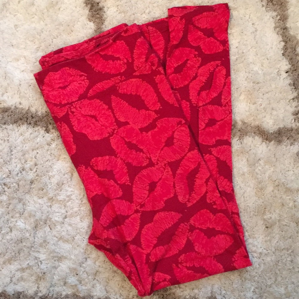 TC lularoe leggings made in Vietnam